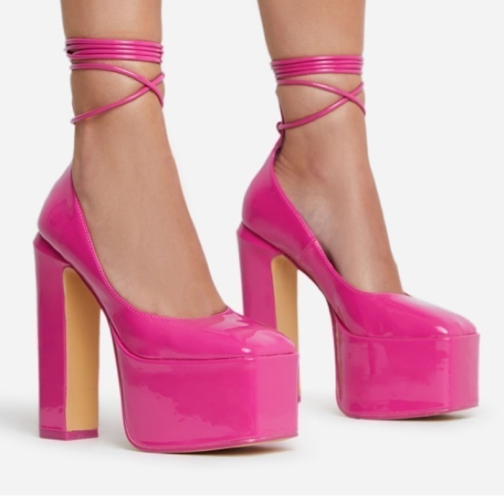 COPY - 01-PATENT fuchsia junky block heels, lace up ankles . New in the 📦